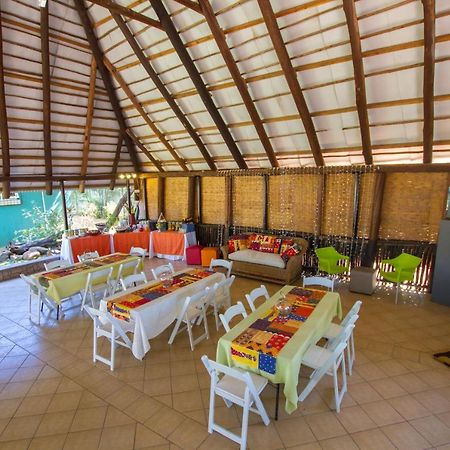Flatdog Lodge Victoria Falls Kültér fotó