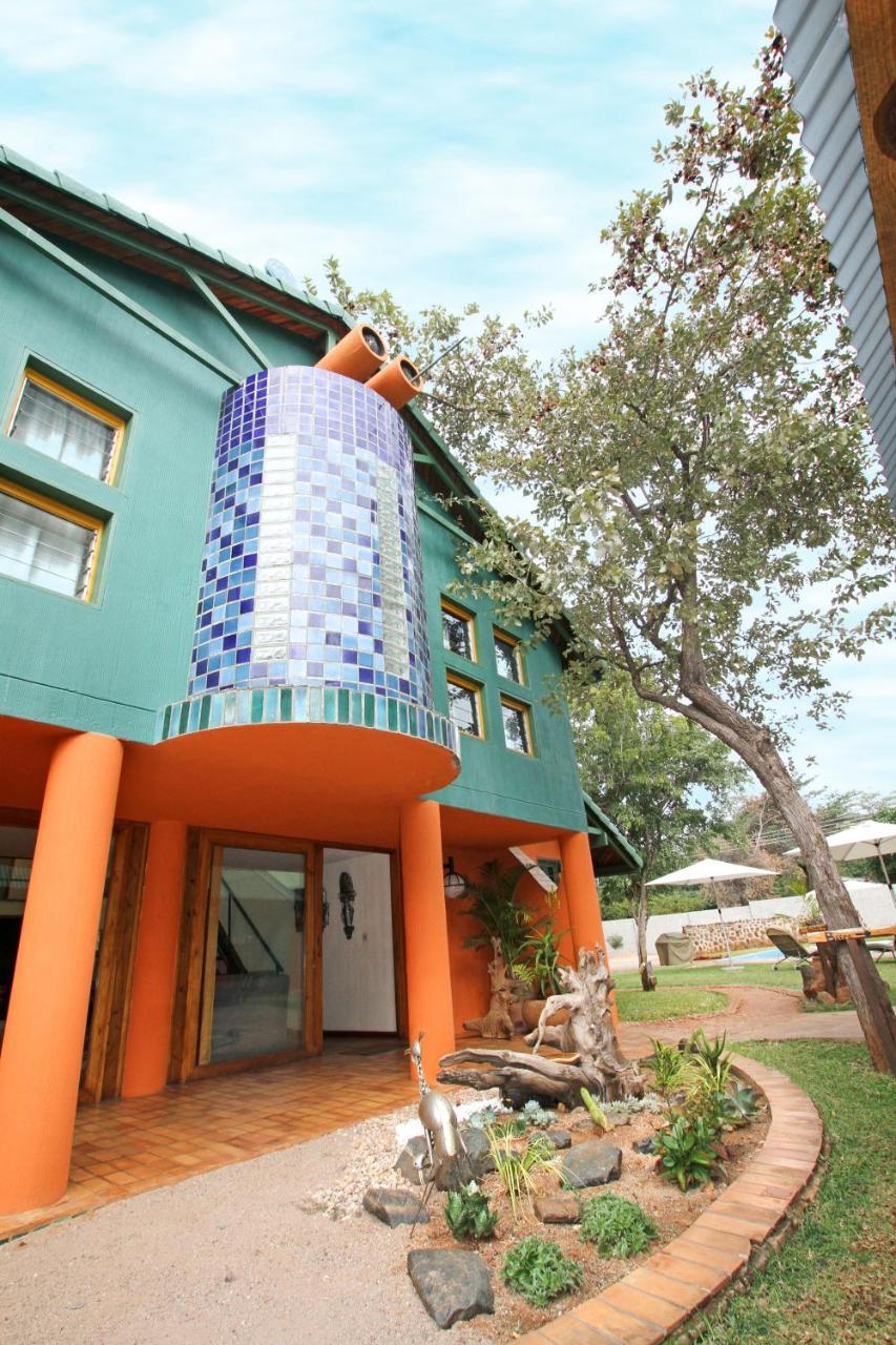 Flatdog Lodge Victoria Falls Kültér fotó